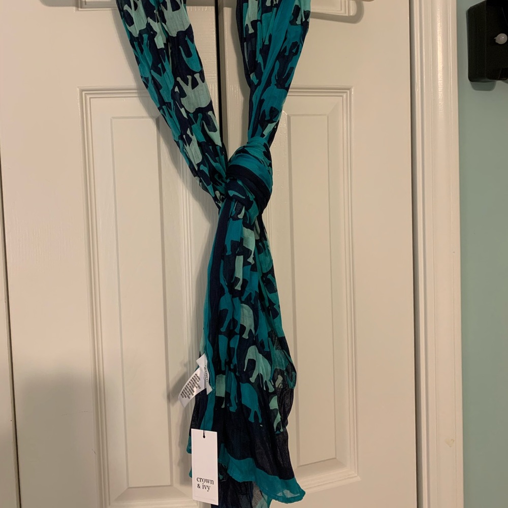 Crown and Ivy elephant scarf
